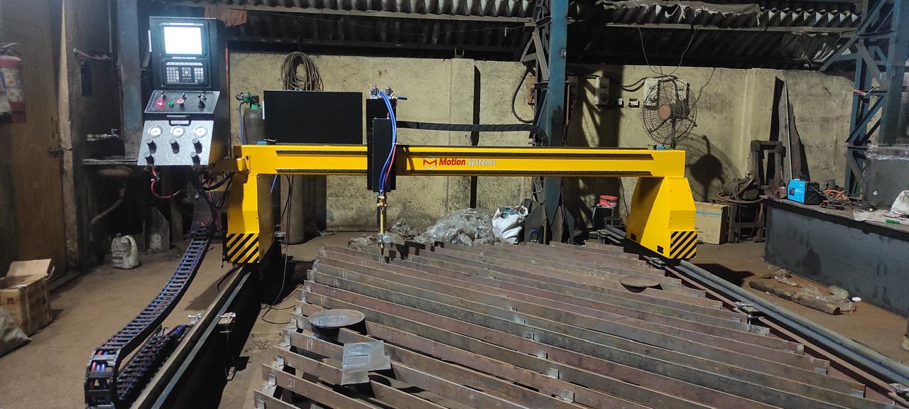 Oxy-Fuel cutting thick steel